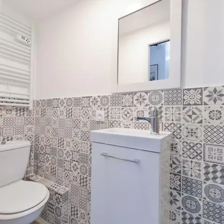 Le Petit Bateau - New Cosy/charming Studio/mezzanine For 3 - Ac/wifi Apartmán