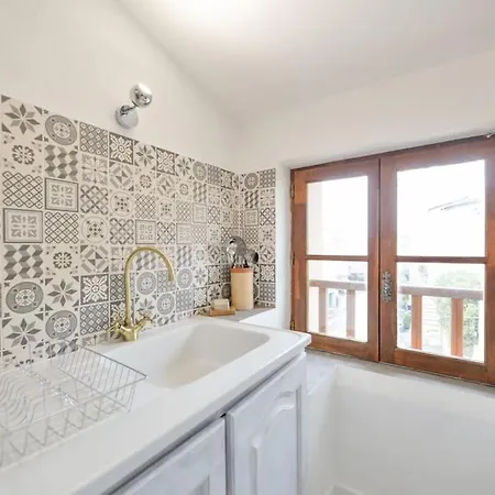 Le Petit Bateau - New Cosy/charming Studio/mezzanine For 3 - Ac/wifi * 앙티브