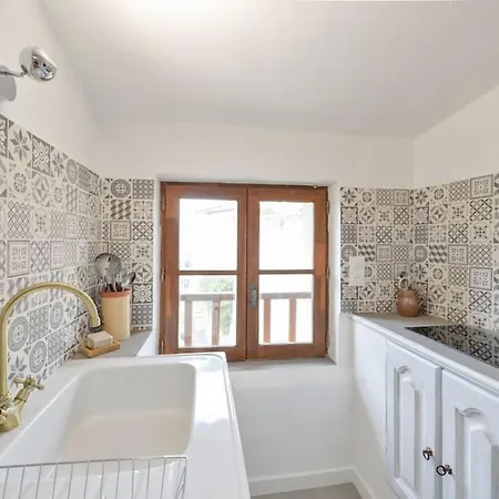 Le Petit Bateau - New Cosy/charming Studio/mezzanine For 3 - Ac/wifi 앙티브